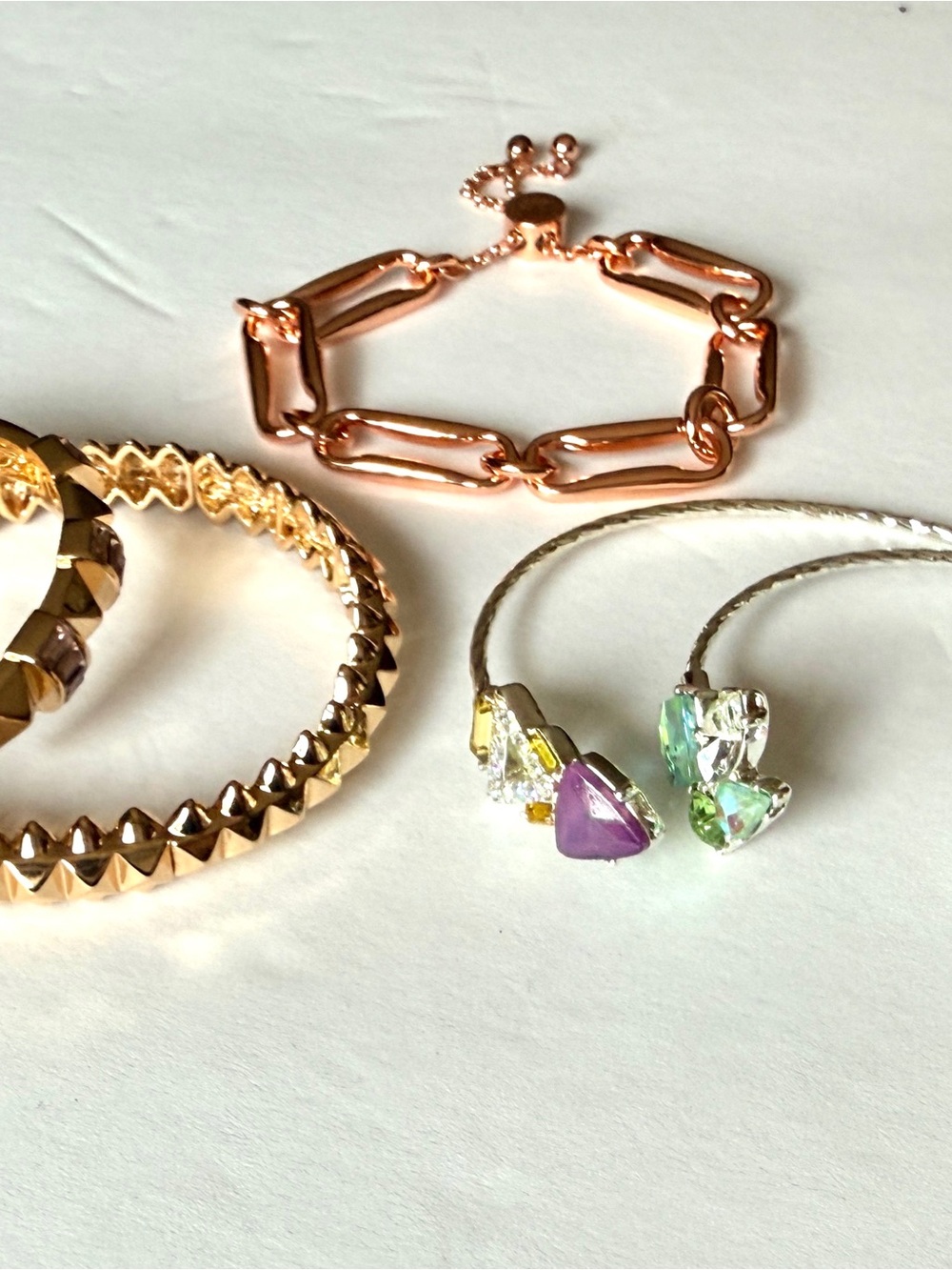 Bomb Party Bracelets (5 total) Gold, Rosa ans Silver Bracelets with Gemstone